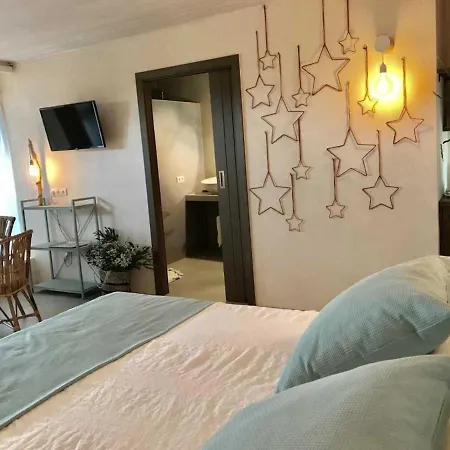 Hauzify I Aires De L'emporda Montras